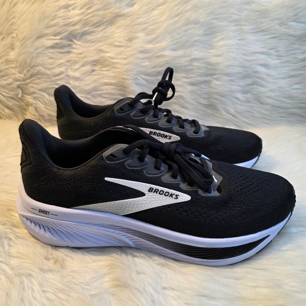 Brooks Ghost 17 Running Shoes Women's 9.5 B Black Grey White 1204311B090
